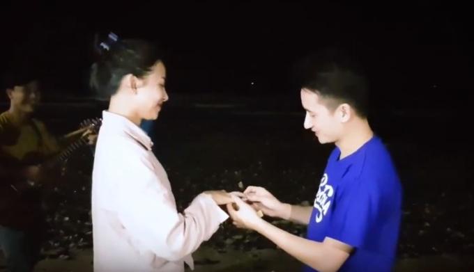 Phan Mạnh Quỳnh kết hôn với bạn gái hot girl vào năm 2019-3