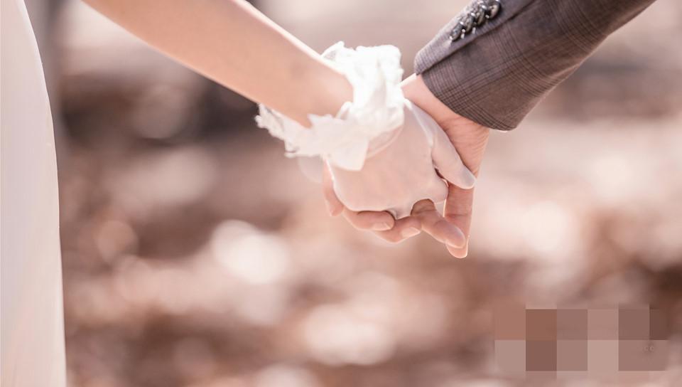 Ảnh cưới ở Pháp của Á hậu Thanh Tú và chú rể CEO-10