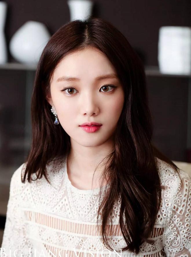 Sao trang điểm thế nào với son môi hồng?-5