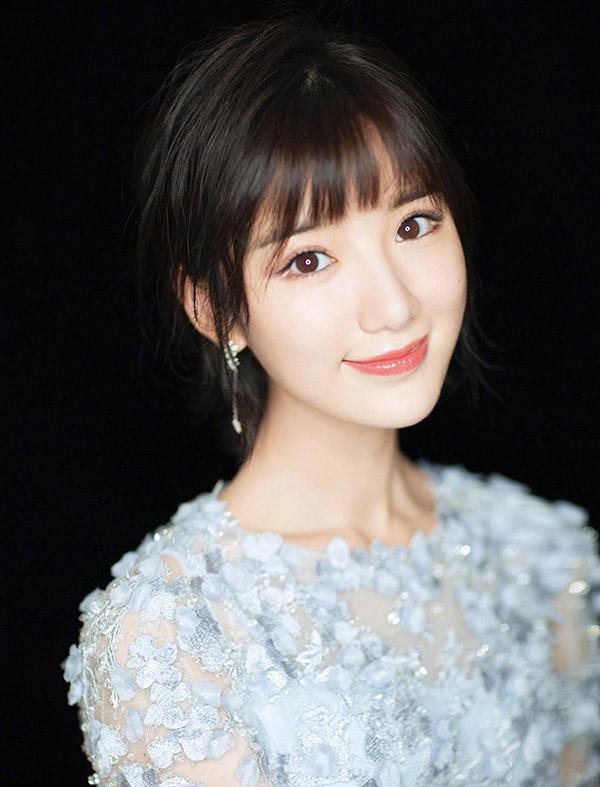 Hé lộ danh tính 7 cô vợ xinh như mộng của Vi Tiểu Bảo trong Lộc đỉnh ký 2019-8