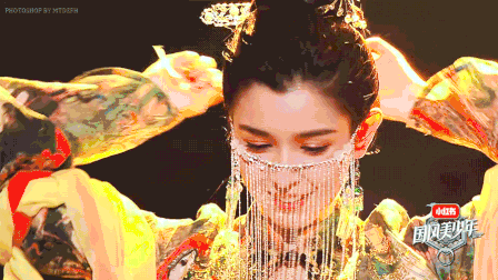 Cận cảnh nhan sắc đẹp tựa thiên tiên của mỹ nữ Tân Cương khiến Địch Lệ Nhiệt Ba phải dè chừng-5