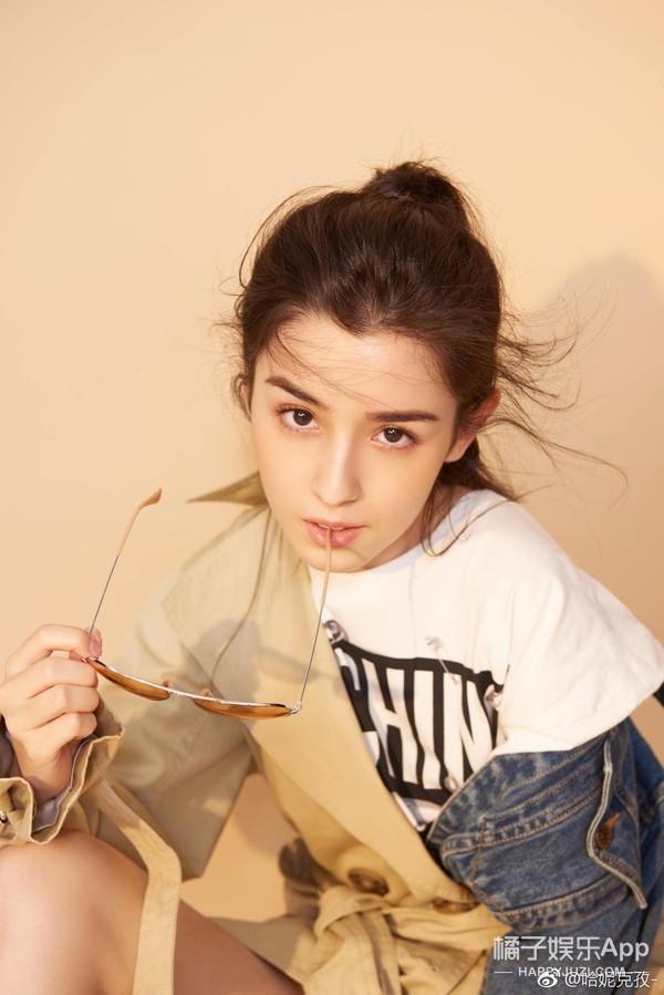 Cận cảnh nhan sắc đẹp tựa thiên tiên của mỹ nữ Tân Cương khiến Địch Lệ Nhiệt Ba phải dè chừng-10