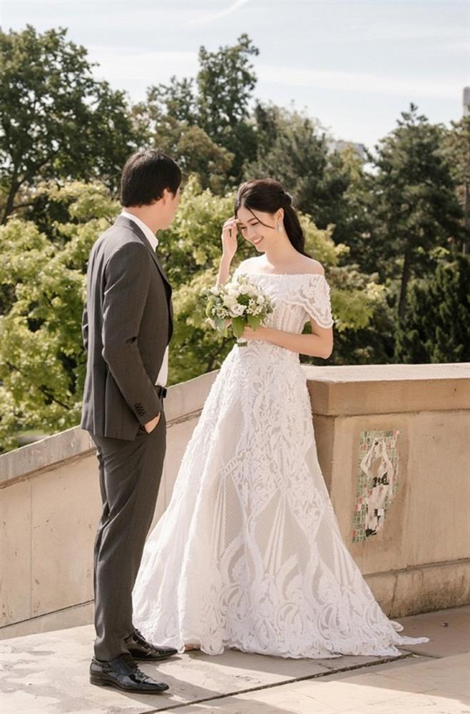 Chồng điển trai, giàu có của những mỹ nhân Việt kết hôn năm 2018-11