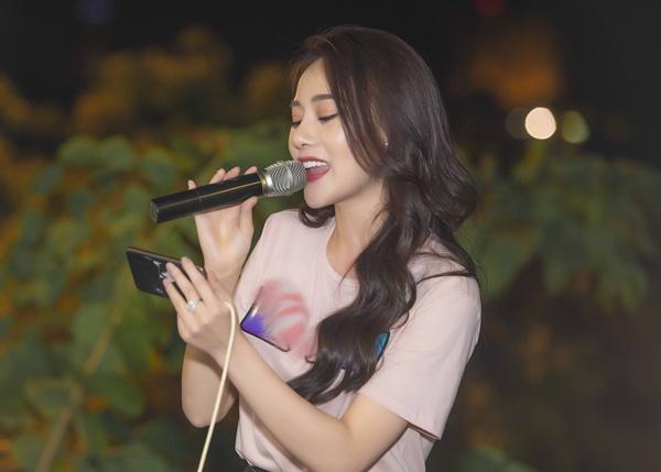 Liên tiếp khẳng định không hát nhép, Quỳnh Búp Bê Phương Oanh khoe giọng cực ngọt với hit của Mỹ Tâm-2