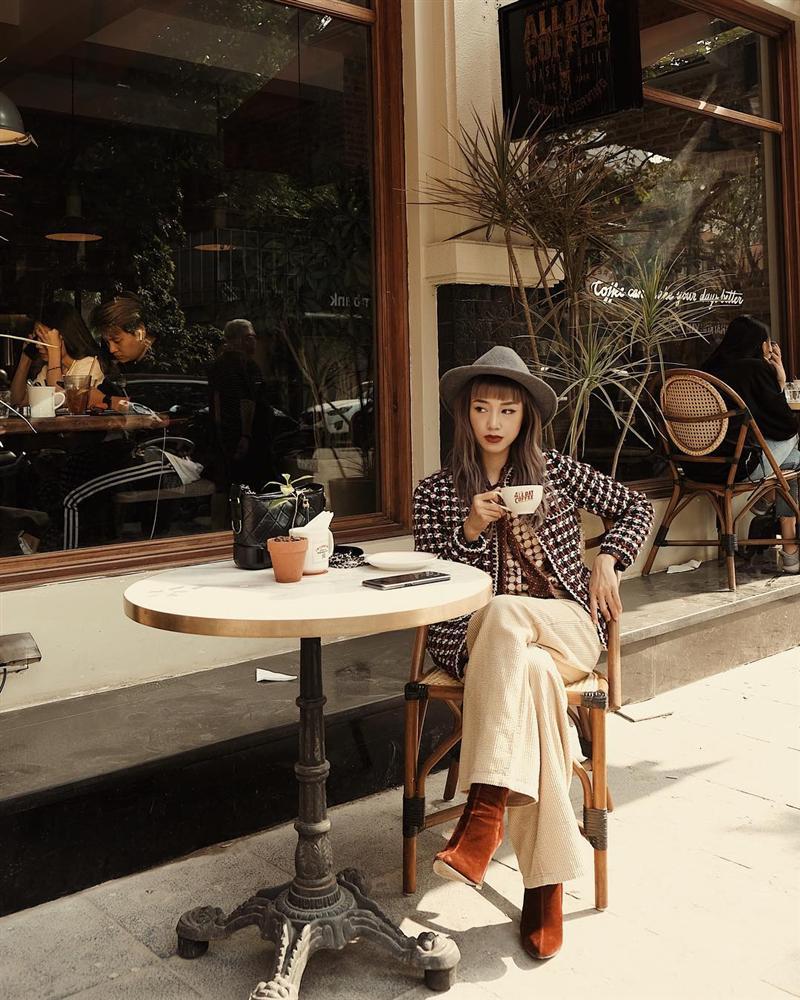 Thúy Vi đốt mắt với mốt quần short 15cm - Hòa Minzy diện đầm trắng thả thính trước tin đồn sắp lên xe hoa-6