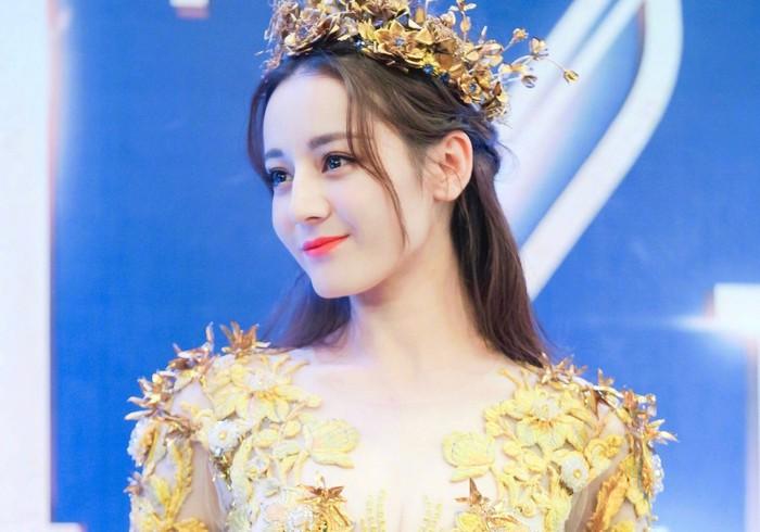 Những diễn viên Trung Quốc nổi tiếng chỉ nhờ quá đẹp-4