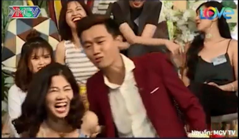 Được đề nghị hôn Mai Phương, cây hài Xuân Nghị thẽ thọt: Tôi mê cảnh này lâu lắm rồi-1