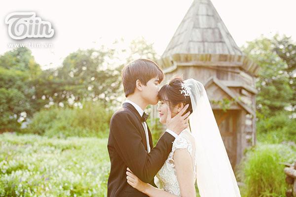 Studio làm ảnh không có tâm, cô dâu nhanh trí tự vẽ ảnh cưới khiến hôn lễ độc đáo ngoài sức tưởng tượng-8