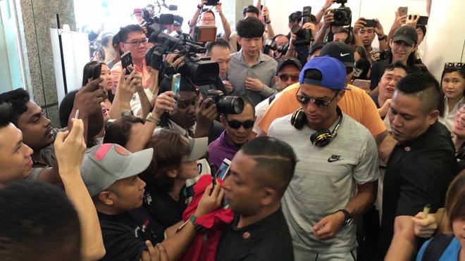 Nhà không có gì ngoài điều kiện: Con gái tỷ phú Singapore sống trong nhung lụa, cực thân Ronaldo và thiếu gia Tân Hoàng Minh-8