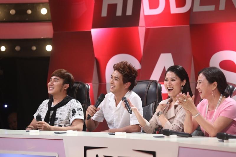 Bị Bảo Anh chê diễn đơ, Hồ Quang Hiếu lội ngược dòng khiến người yêu cười gập bụng-5