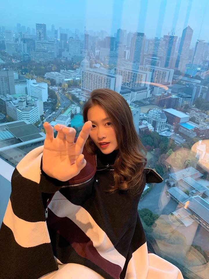 Huyền Baby khoe ảnh đọ sắc cùng chị và em gái, dân tình tấm tắc: Các cụ thân sinh quả thật khéo đẻ-7