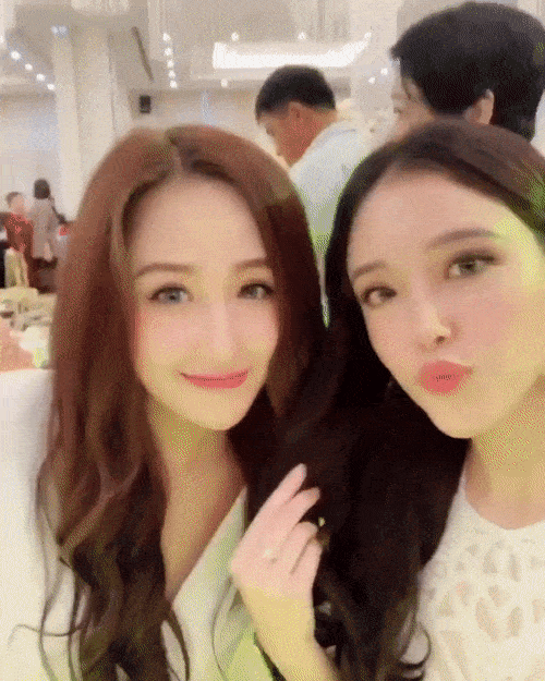 Khoe clip gái họ Mai, chị em Mai Phương Thúy gây sốt với nhan sắc chẳng kém Thúy Vân - Thúy Kiều-1