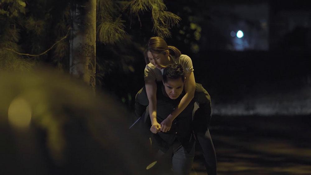 Gạo nếp gạo tẻ tập 93: Sau biết bao lần tạo nghiệp, Hân đã cúi mình nói lời xin lỗi Hương-9