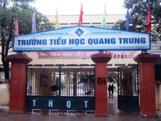 Cô giáo Hà Nội bị tố bắt học sinh lớp 2 tát bạn 50 cái