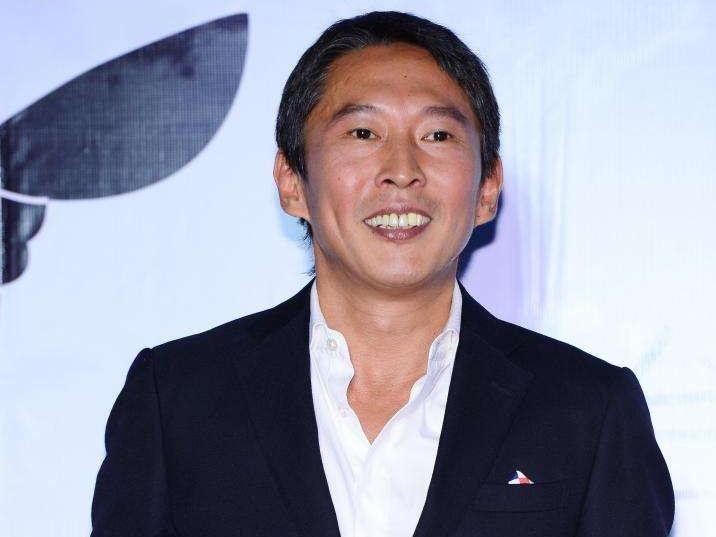 Tài tử Bao Thanh Thiên bị tố cưỡng hiếp: Yêu râu xanh từng phải cai nghiện sex - ép bạn diễn khỏa thân suốt 5 tiếng-8