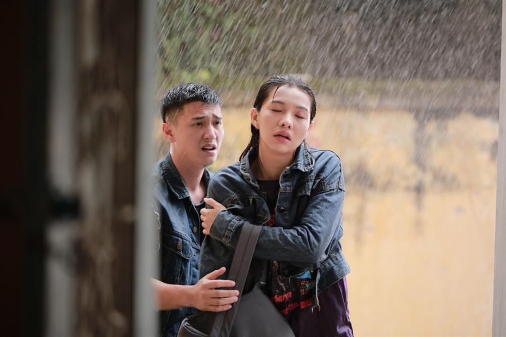 Từng theo đuổi Lưu Đê Li, nam diễn viên Huỳnh Anh bất chấp bị ném đá để bênh vực tình cũ-2