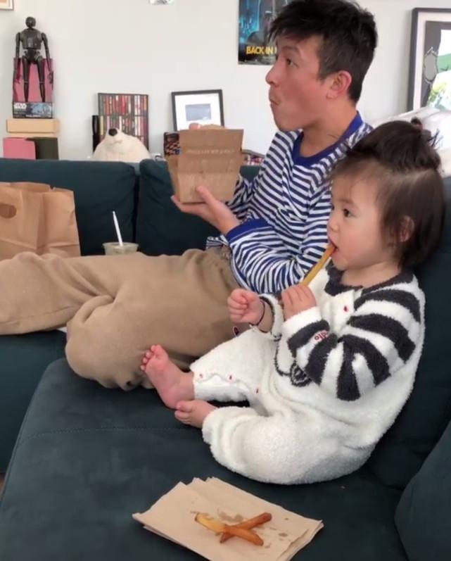 Dàn mỹ nam đào hoa bậc nhất Cbiz giờ đã trở thành ông bố bỉm sữa an phận bất ngờ-4