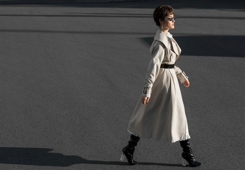 Huyền My chuyển sang phong cách cá tính bằng cách bắt chước HHen Niê xén tóc hết cỡ-11