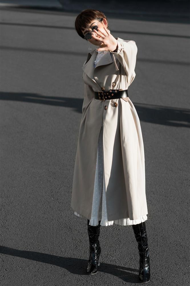 Huyền My chuyển sang phong cách cá tính bằng cách bắt chước HHen Niê xén tóc hết cỡ-12