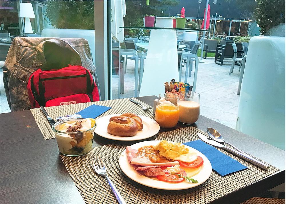 Bị trả hồ sơ xin cấp phép thi quốc tế, Hoa hậu Lê Âu Ngân Anh vẫn lạc quan: Cố kéo tôi xuống, tôi càng tiến lên-7