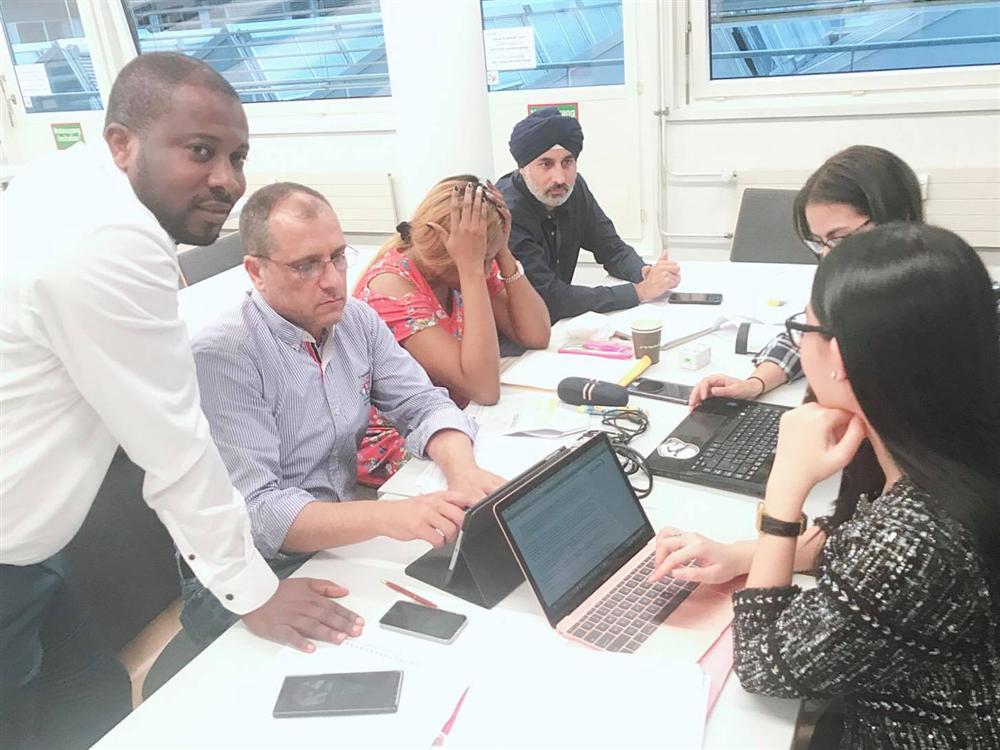 Bị trả hồ sơ xin cấp phép thi quốc tế, Hoa hậu Lê Âu Ngân Anh vẫn lạc quan: Cố kéo tôi xuống, tôi càng tiến lên-9