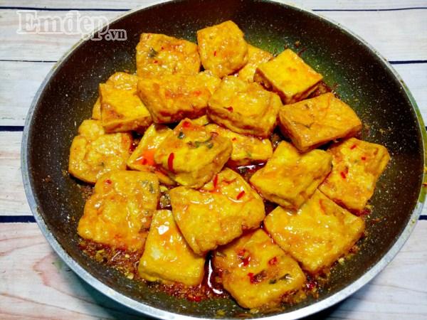 Cách nấu mì Quảng chay đơn giản cho ngày đầu tháng-6