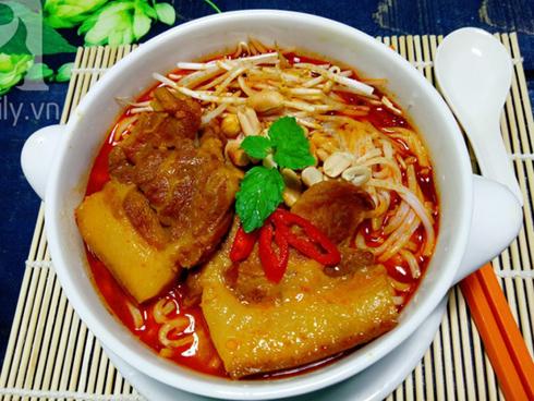 Cách nấu mì Quảng chay đơn giản cho ngày đầu tháng-14