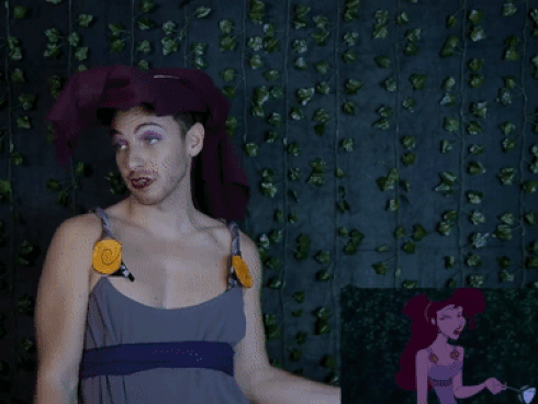 Chết cười với clip cosplay Hoa Mộc Lan phiên bản con nhà nghèo-7