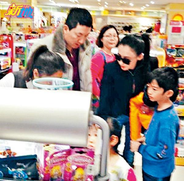 Trương Bá Chi bị đồn yêu và sinh con cho bạn của bố chồng cũ-1