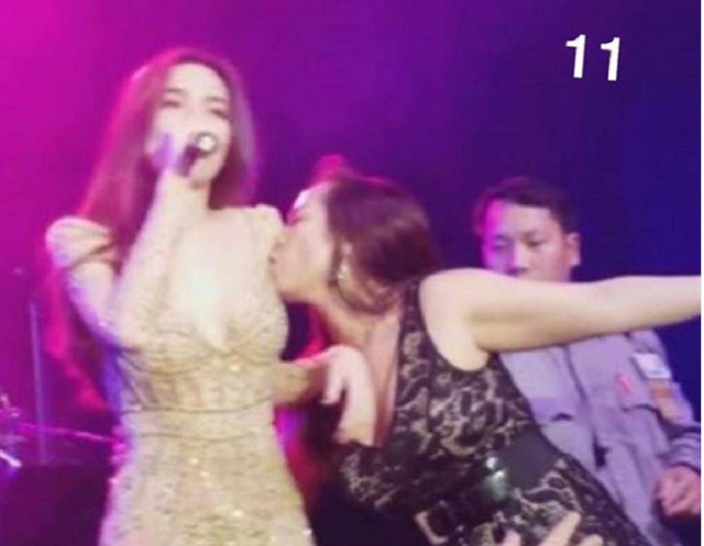 Chỉ 12 giây khoe nửa vòng 1 hững hờ, Hồ Ngọc Hà gây giật mình khi mém tí là lộ hàng-3