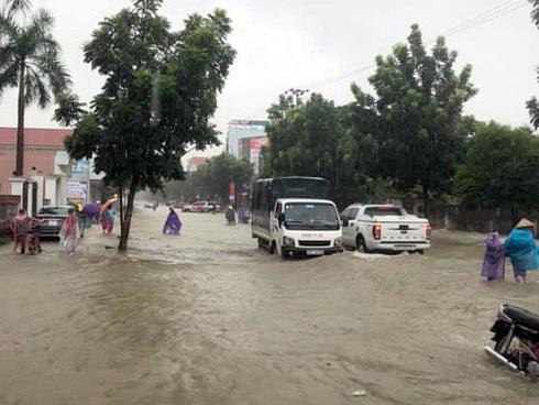 Đà Nẵng mưa cực to, ngập chưa từng có-23