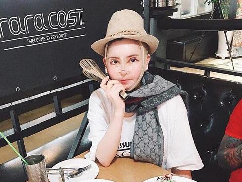 Vừa sinh xong không lo kiêng cữ, hotgirl Vân Tokyo lại 'đập mặt xây lại' khiến nhiều người giật mình