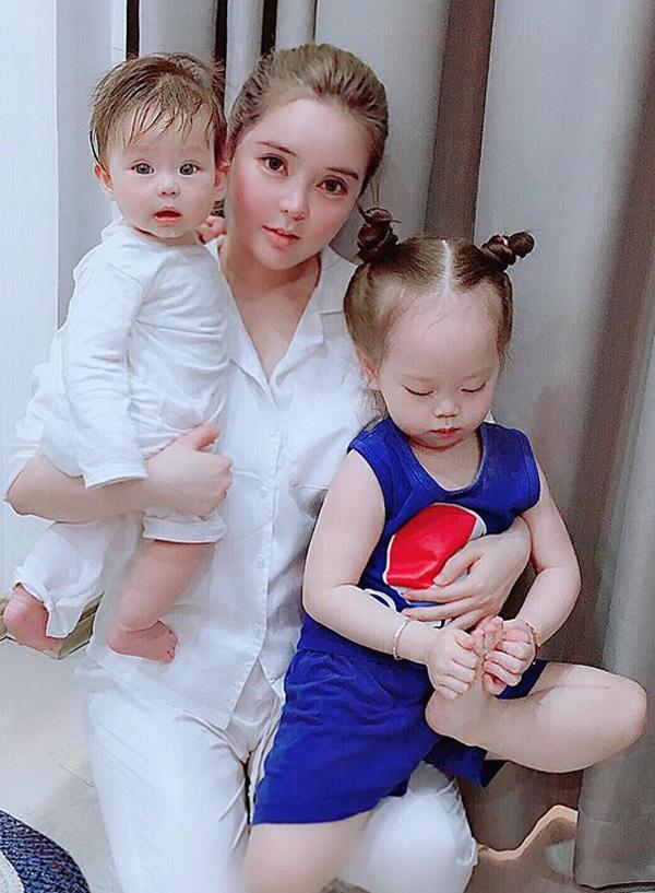 Vừa sinh xong không lo kiêng cữ, hotgirl Vân Tokyo lại đập mặt xây lại khiến nhiều người giật mình-9