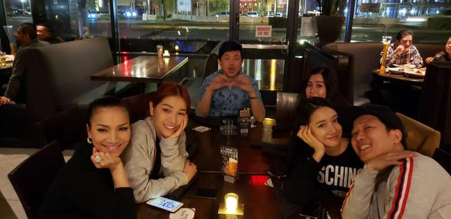 Khổ như Nhã Phương: Chụp ảnh lúc nào cũng phải cố gắng che bụng… bằng mọi cách-2