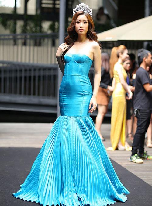 Diễm My 9x, Hồ Ngọc Hà, Đỗ Mỹ Linh nên đốt hết mẫu váy biến mình thành bà bầu này ngay!-6