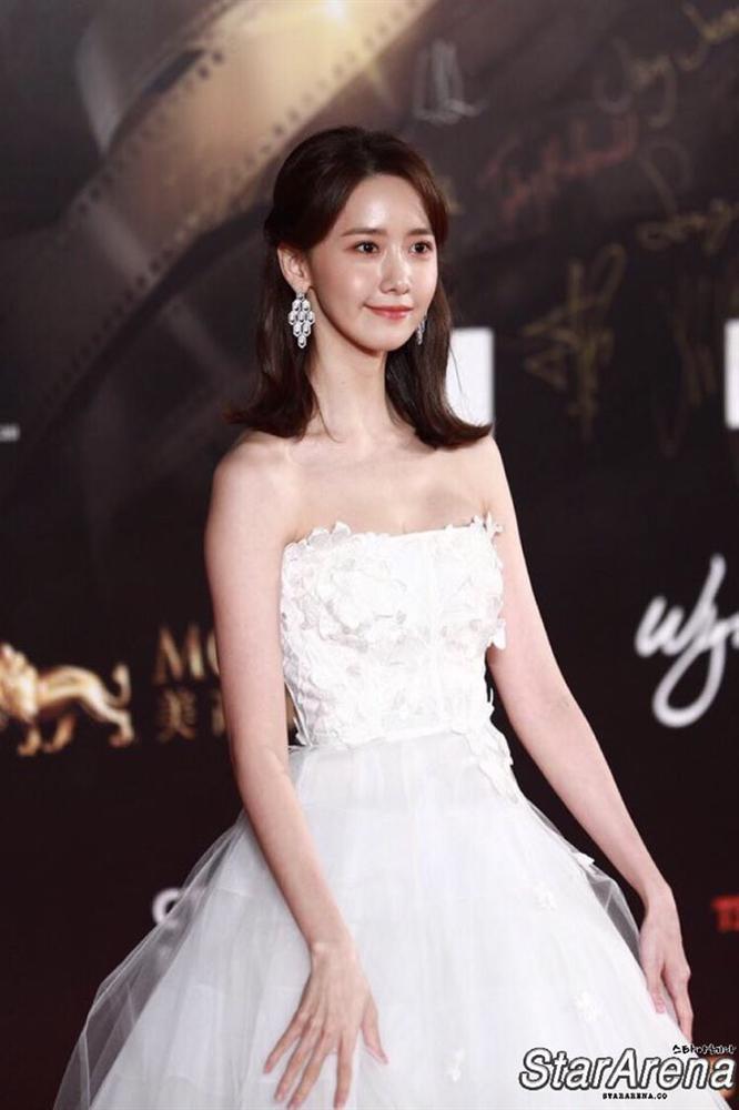 Choáng ngợp với vòng 1 khủng bố khác hoàn toàn với hình ảnh thường ngày của Yoona (SNSD)-5