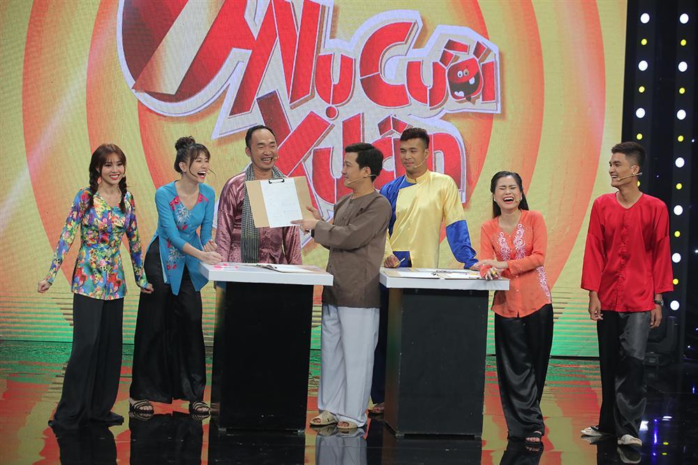 Bị đàn chị gài, Ninh Dương Lan Ngọc chỉ còn biết gật đầu thừa nhận chuyện yêu Chi Dân-2