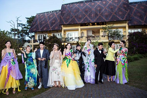 Nam Em múa may quay cuồng khi diễn cùng show với chị Lệ Nam-6