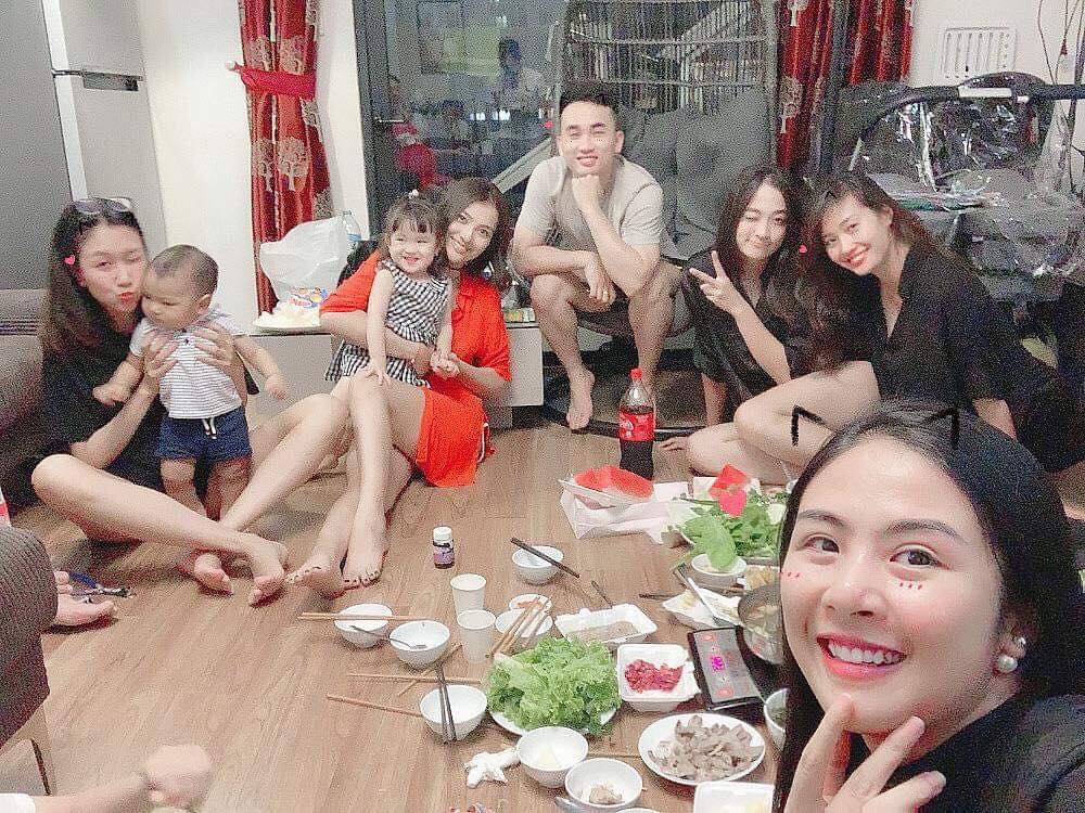 Rút khỏi làng giải trí, Á hậu Hoàng Anh tận hưởng cuộc sống hôn nhân hạnh phúc vạn người mơ-6