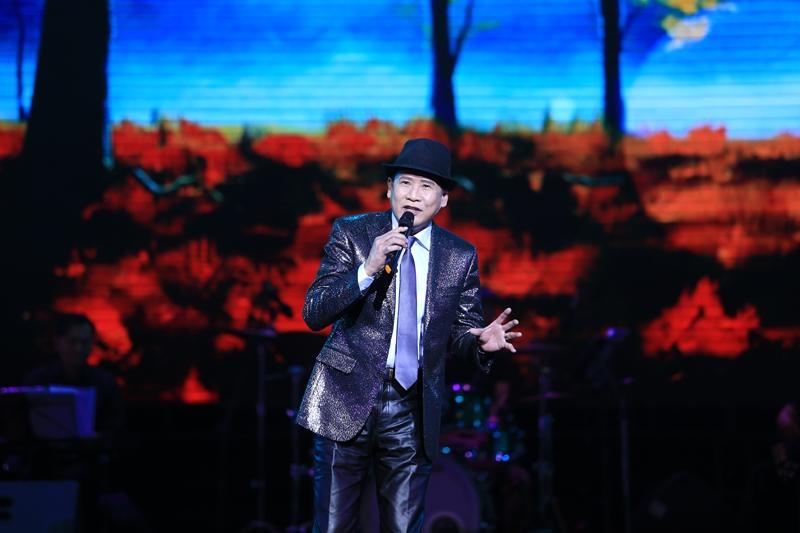 Phượng hoàng nhạc vàng Tuấn Vũ tái hiện nhiều bản bolero bất hủ trong 4 giờ đồng hồ liên tục-1