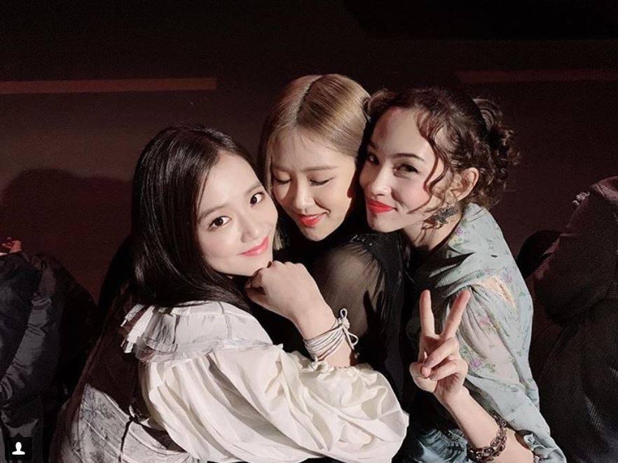 Chị đẹp Son Ye Jin liều lĩnh khoe nhan sắc mộc mạc trên sóng truyền hình-5