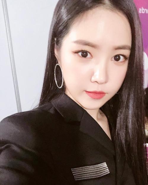 Những mỹ nhân Kbiz có phong cách make-up đẹp nhất 2018-7