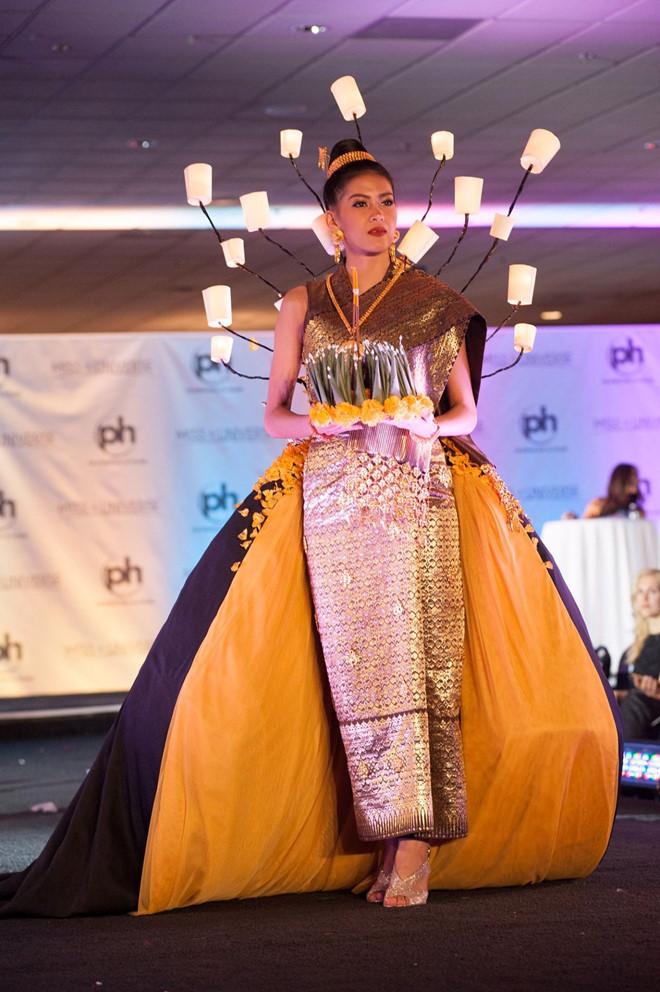 Chiêm ngưỡng loạt quốc phục khủng của Hoa hậu Lào qua các năm thi MISS-3