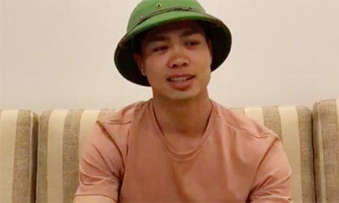 Dũng mãnh trên sân cỏ nhưng ngoài đời Công Phượng lại cute lạc lối-10