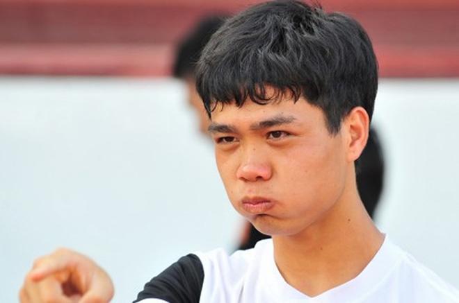 Dũng mãnh trên sân cỏ nhưng ngoài đời Công Phượng lại cute lạc lối-12