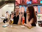 Chỉ mỗi việc ăn uống, vợ chồng Lan Khuê cũng làm 'rùm beng' mạng xã hội