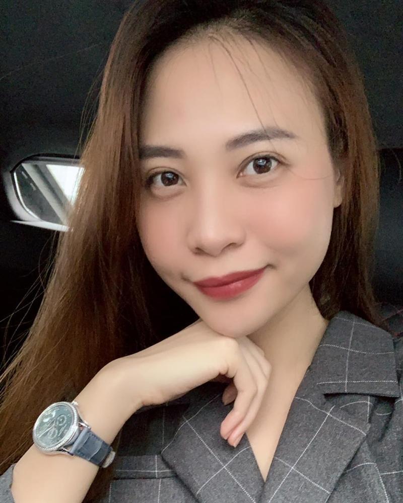 Phương Trinh Jolie hô hào mọi người xuống đường đi bão vì đội tuyển bóng đá Việt Nam-2