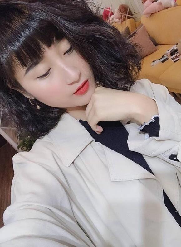 Bạn gái xinh đẹp của Huy Hùng hứa thưởng nóng bạn trai 20 triệu vì pha ghi bàn đẹp mắt-2