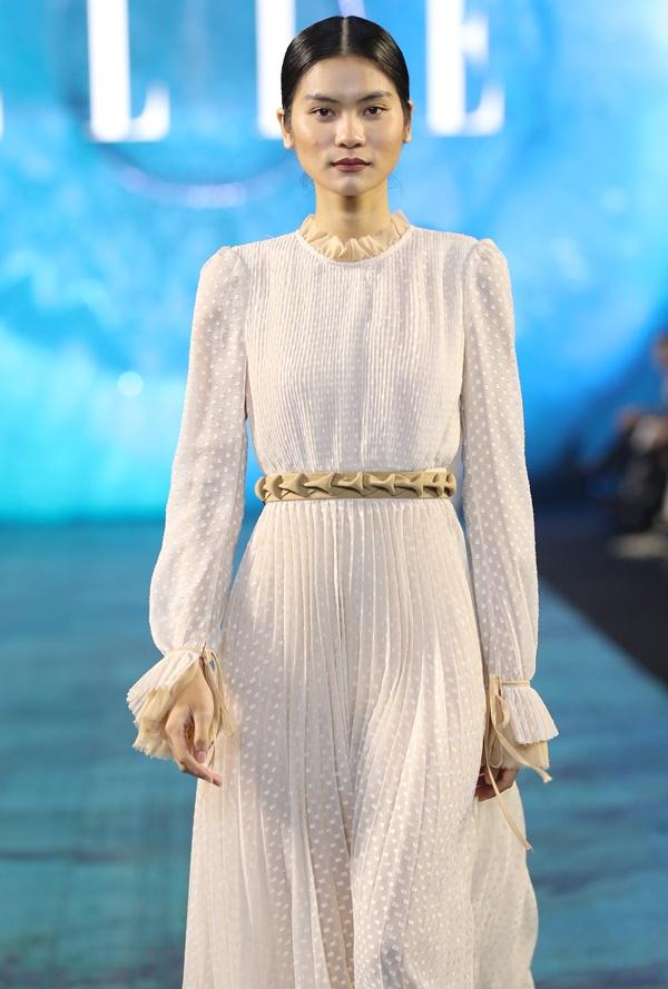 Tỷ muội Thanh Hằng - Hà Tăng ôm nhau thắm thiết khi Tăng Thanh Hà xuất hiện với vai trò mới-7