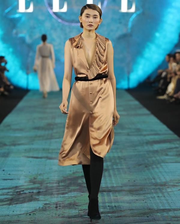 Tỷ muội Thanh Hằng - Hà Tăng ôm nhau thắm thiết khi Tăng Thanh Hà xuất hiện với vai trò mới-8